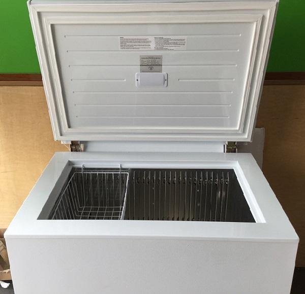 Crystal Cold Freezers Crystal Cold CC9 8.5 cu ft Natural Gas Chest Freezer Made in the USA