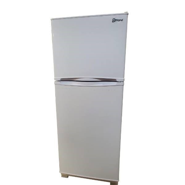 Diamond Natural Gas Refrigerator Diamond Designer 10W Natural Gas Refrigerator-Freezer in White 10 cu.ft.